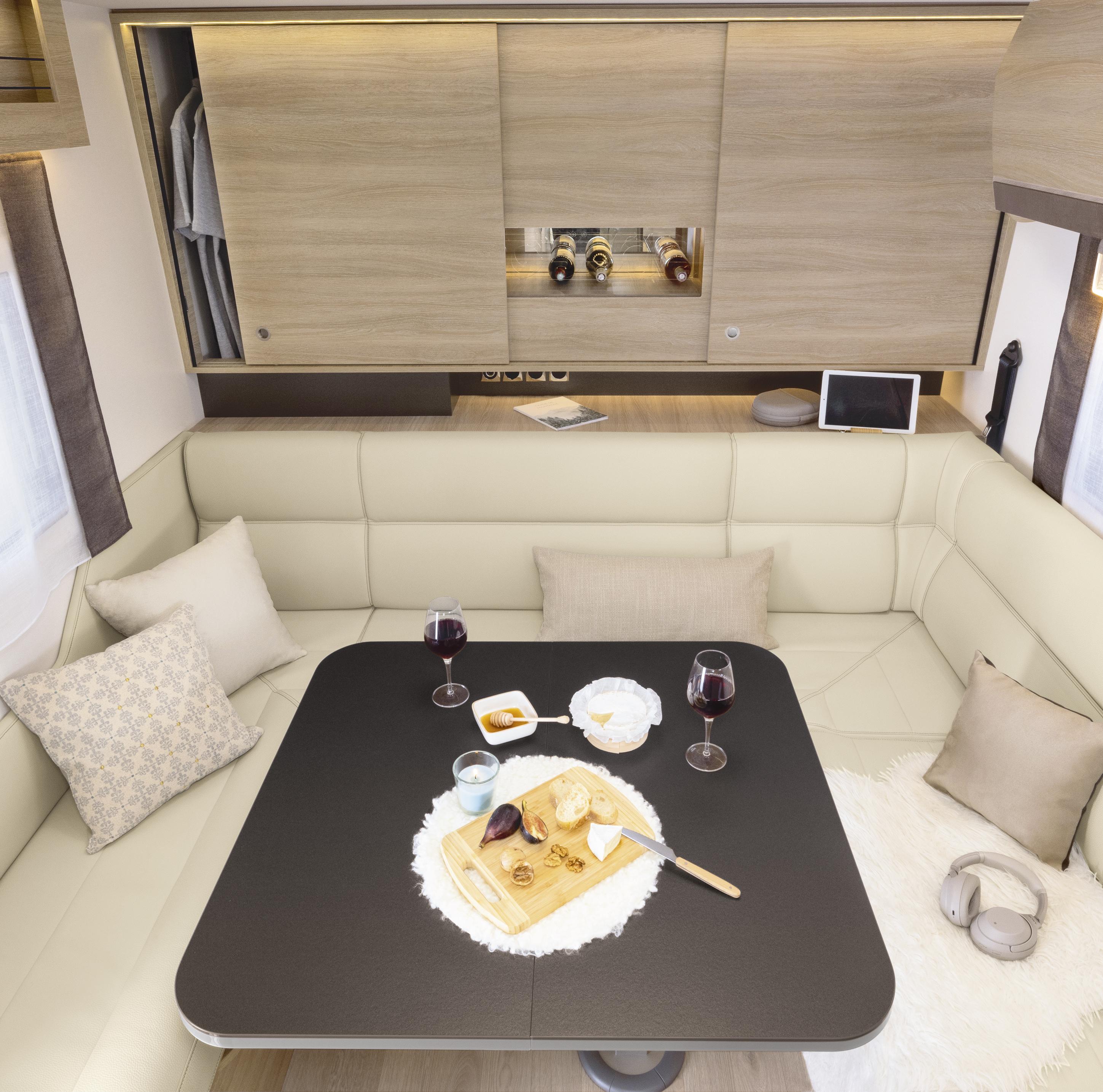 Rapido 854F – an impressively comfortable integrated – image 4