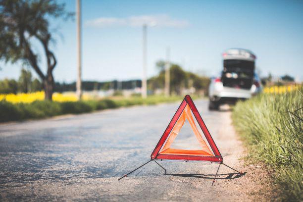 Awarie na drogach - jakie są najczęstsze? Sposoby radzenia sobie z nimi – zdjęcie 1