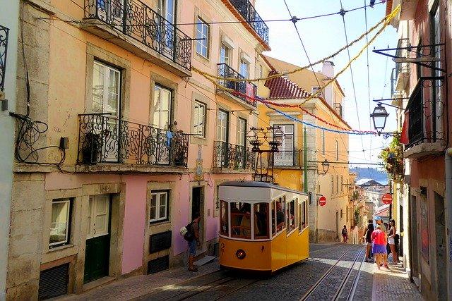 The beach season opens in Portugal on June 6 – image 1