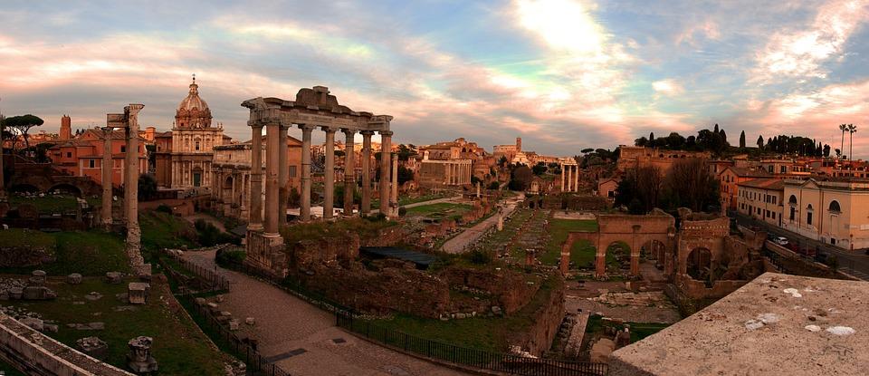 A holiday overlooking the Eternal City – image 1