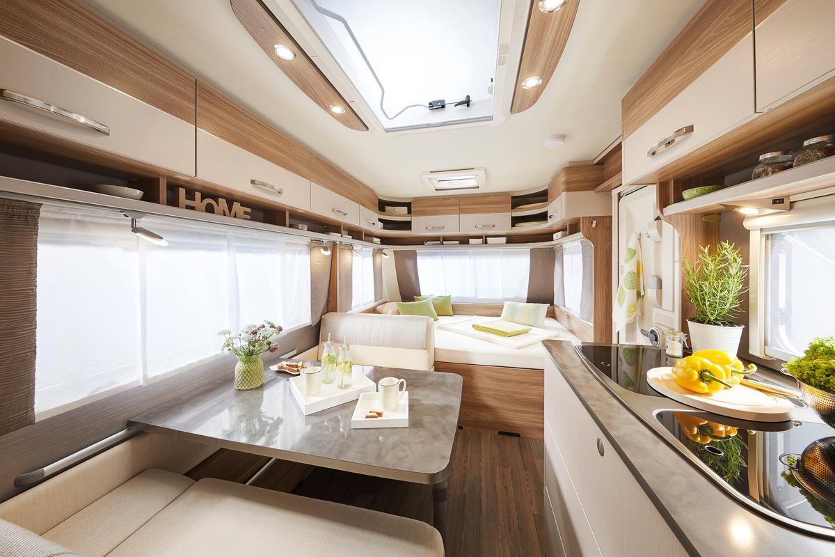 Burstner Premio 495 TK - a family house on wheels – image 1