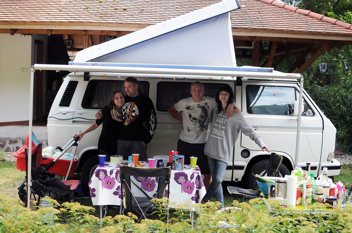 Slovakia, V Hungary by VW T3 Silesia – image 1
