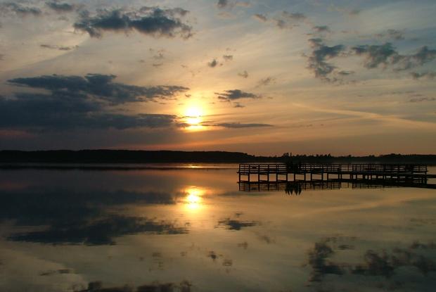 May weekend by the water – image 1