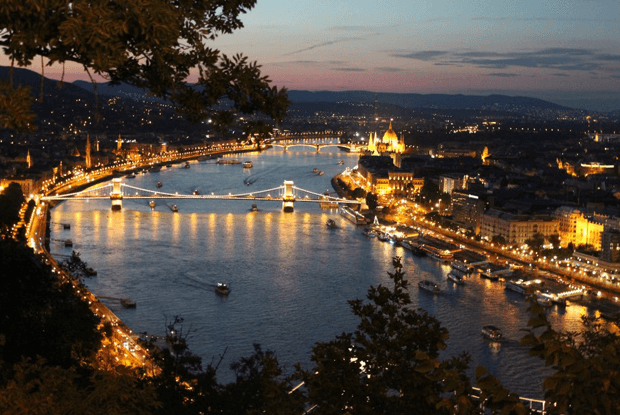 Cycling along the Danube – image 1