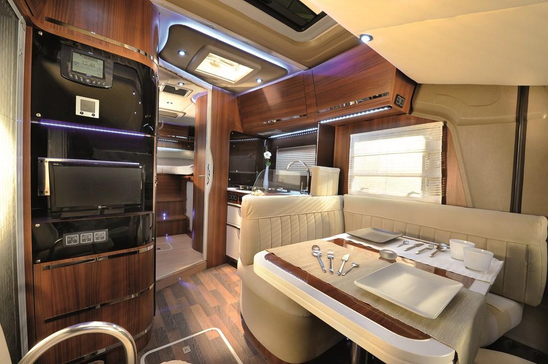A yacht for camping? – image 1