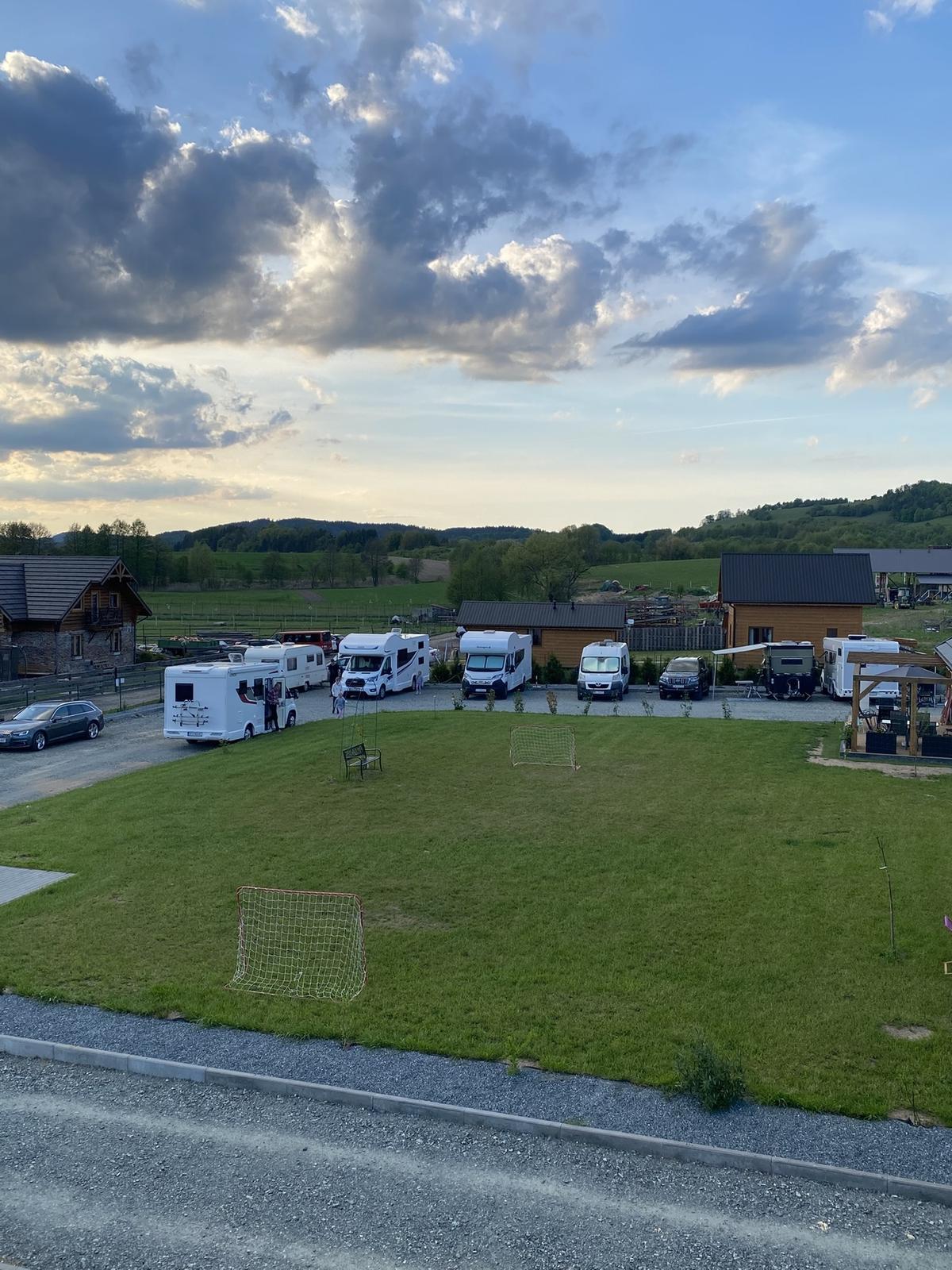 Kamperowa Kudowa | Camper & Trailer Park – zdjęcie 4