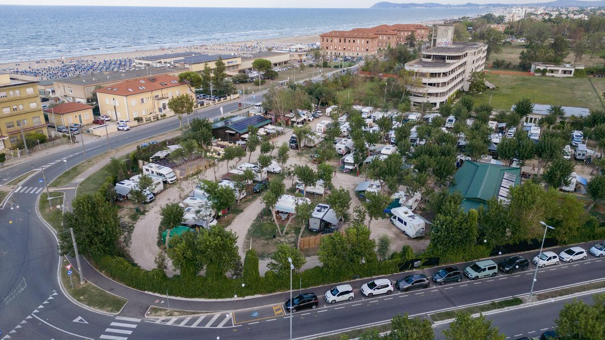 Camper Park Rimini – zdjęcie 1