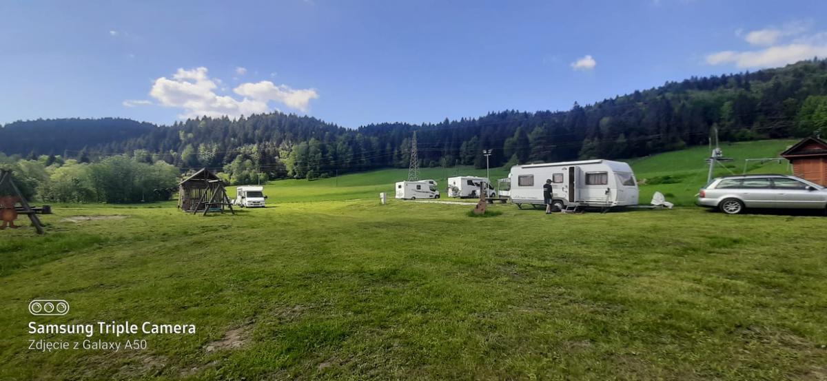 Camper Park Czarny Potok – image 2