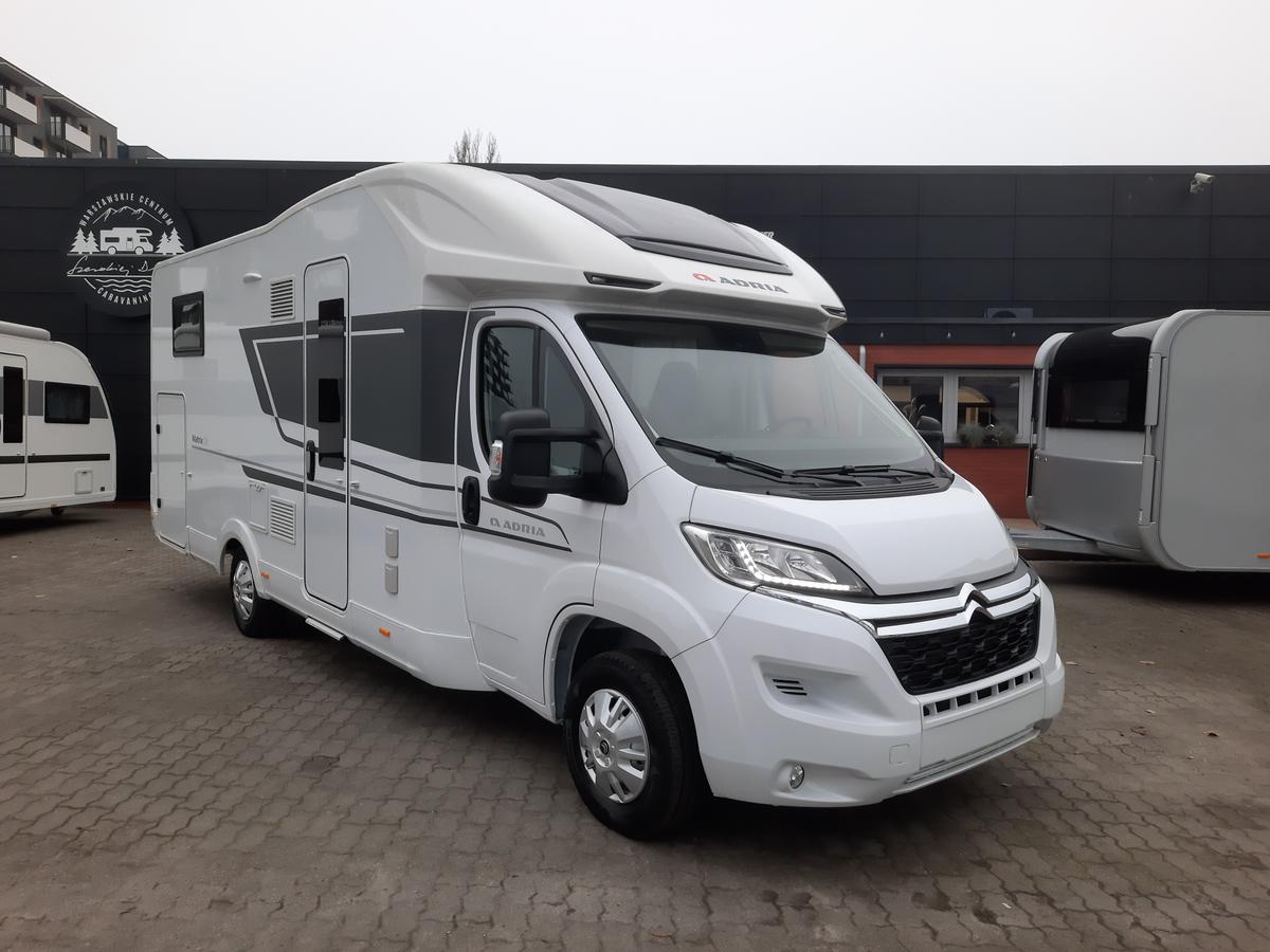 RV Adria Matrix Axess 670 SL – image 1