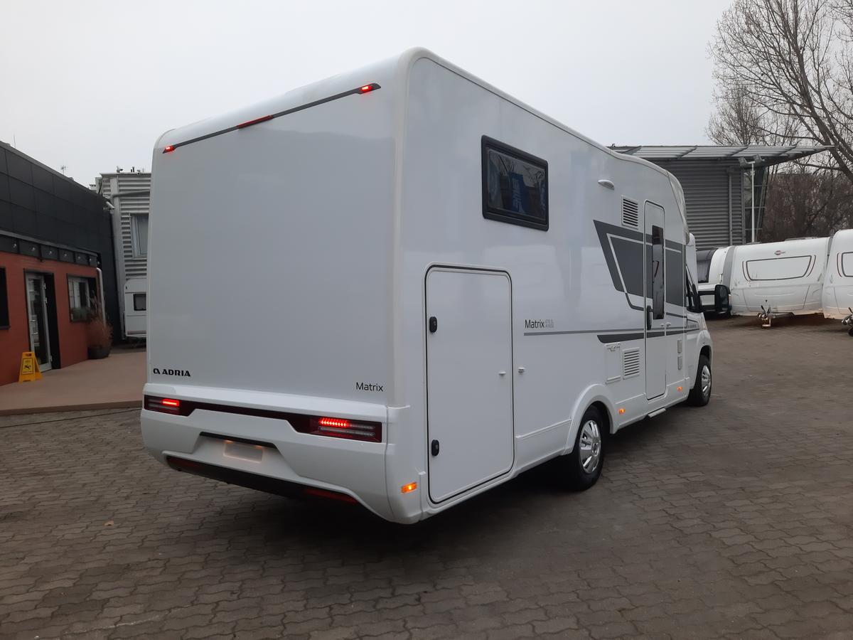 RV Adria Matrix Axess 670 SL – image 4