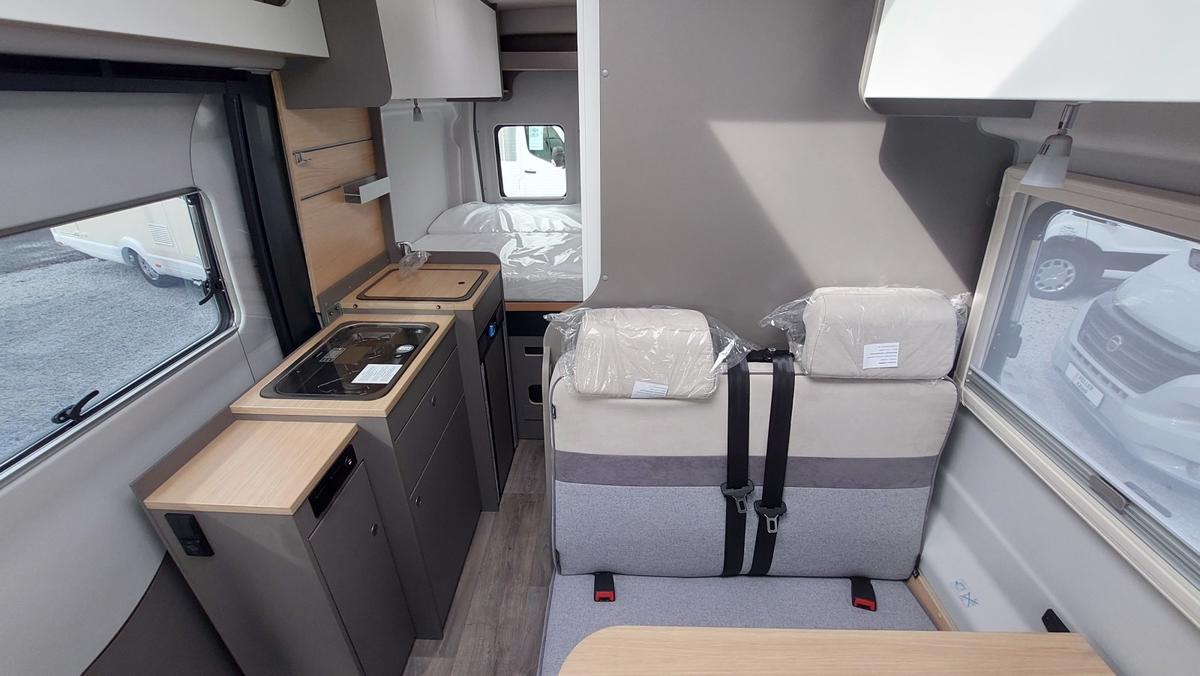 Kamper LMC LMC INNOVAN 590 KamperVan – zdjęcie 4