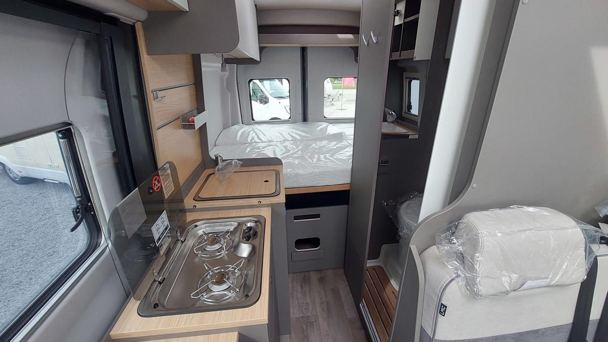 RV LMC INNOVAN 590 2.0 130 KM MY 2023 Manual 6b – image 3