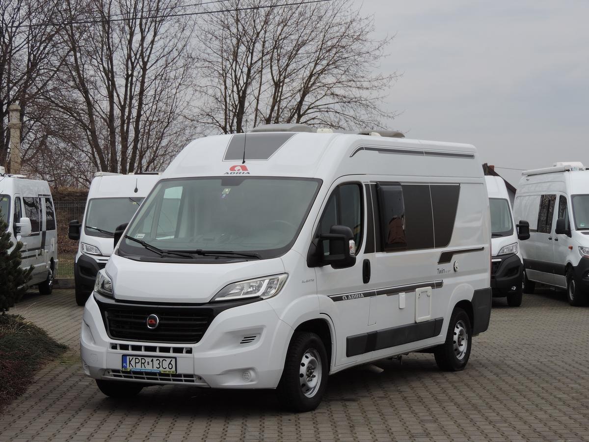 RV Adria ADRIA TWIN 540 SPT – image 1
