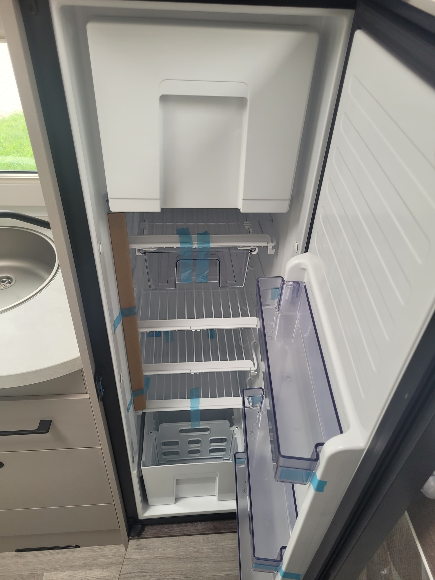 RV Benimar Tessoro 425 T26 – image 2