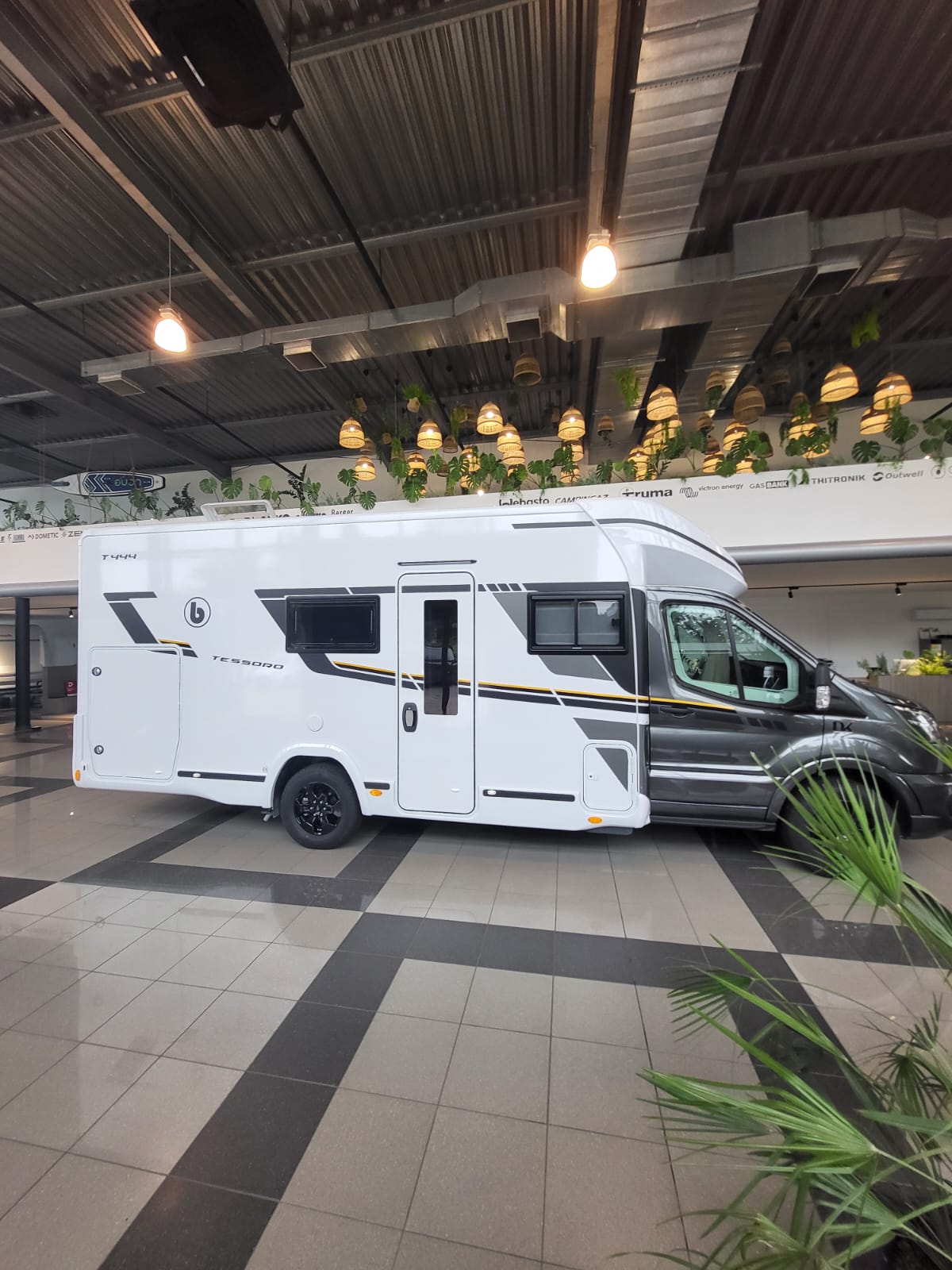 RV Benimar T444 T26 – image 3