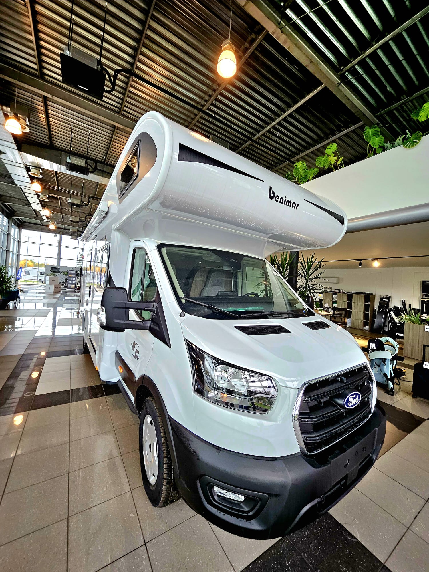 RV Benimar Sport 324 UP T26 – image 3