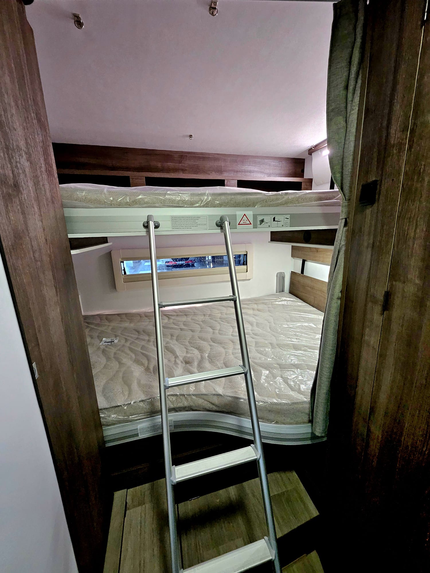 RV Benimar S 340 UP T26 – image 3