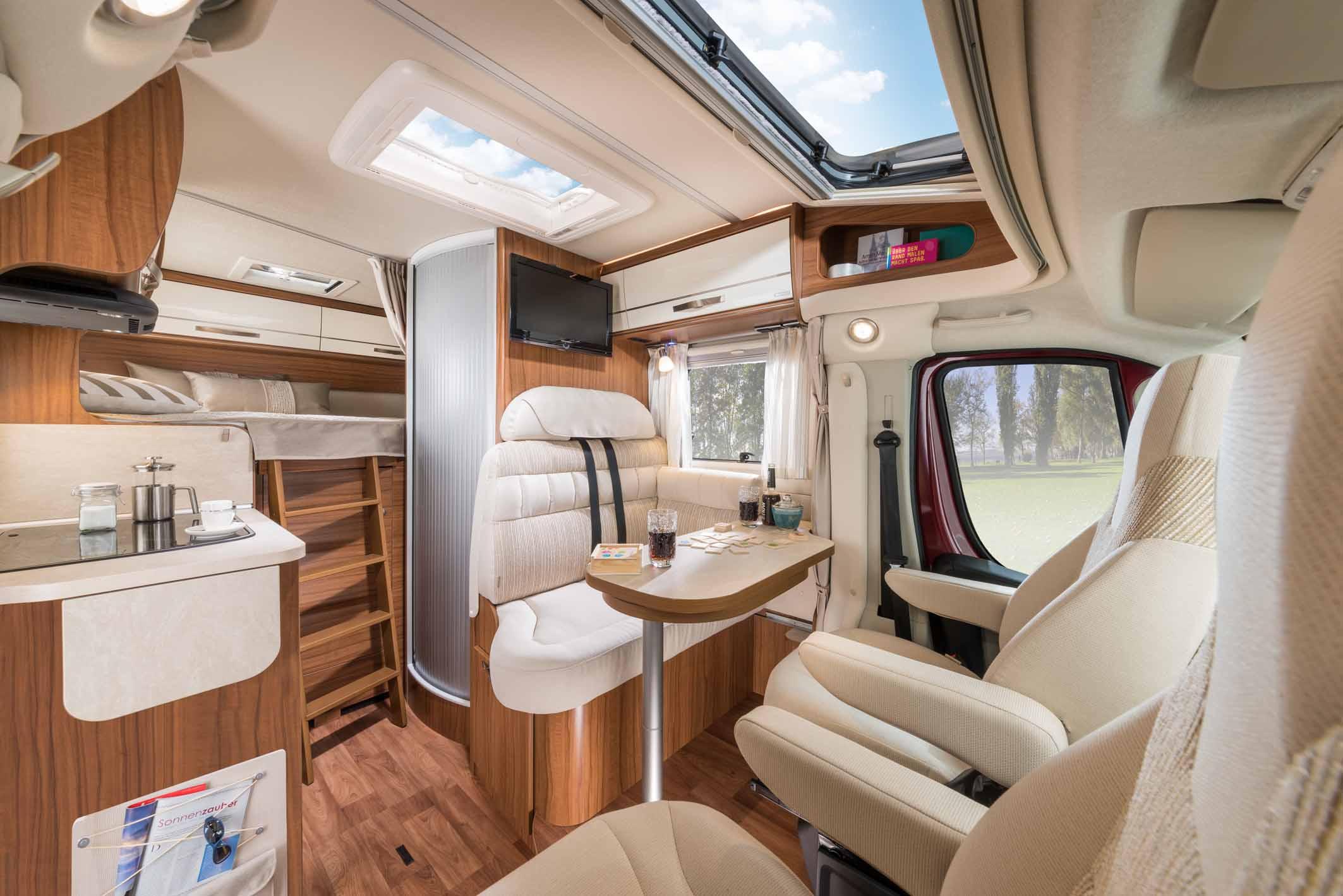 Hymer kokietuje w wadze lekkiej na Caravan Salon 2015 – zdjęcie 2