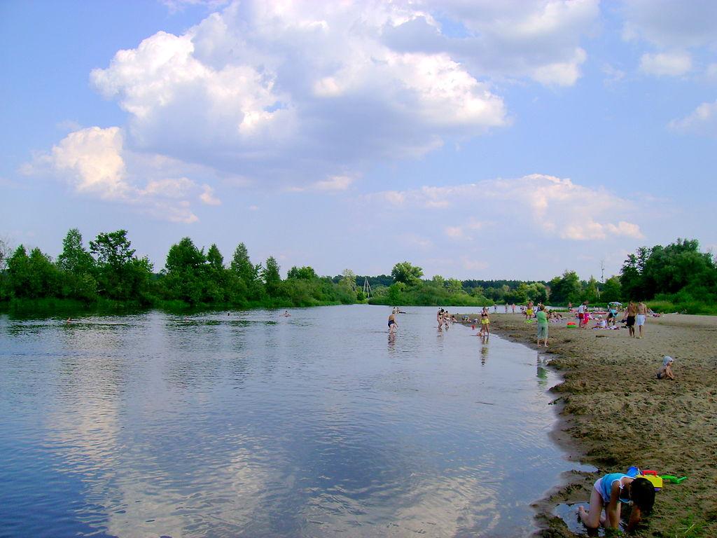 May weekend at the Blue Springs – image 1