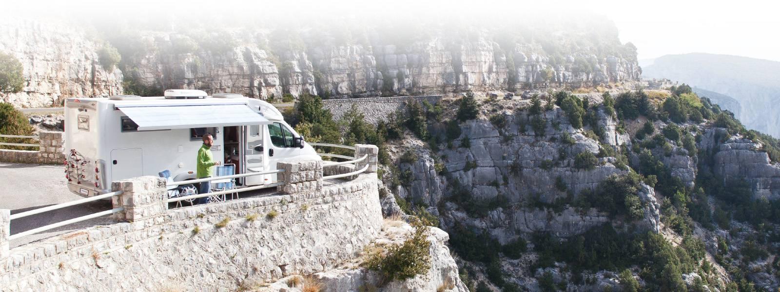 Campervan awnings - protection against rain, sun ... and nosy neighbors! – image 2