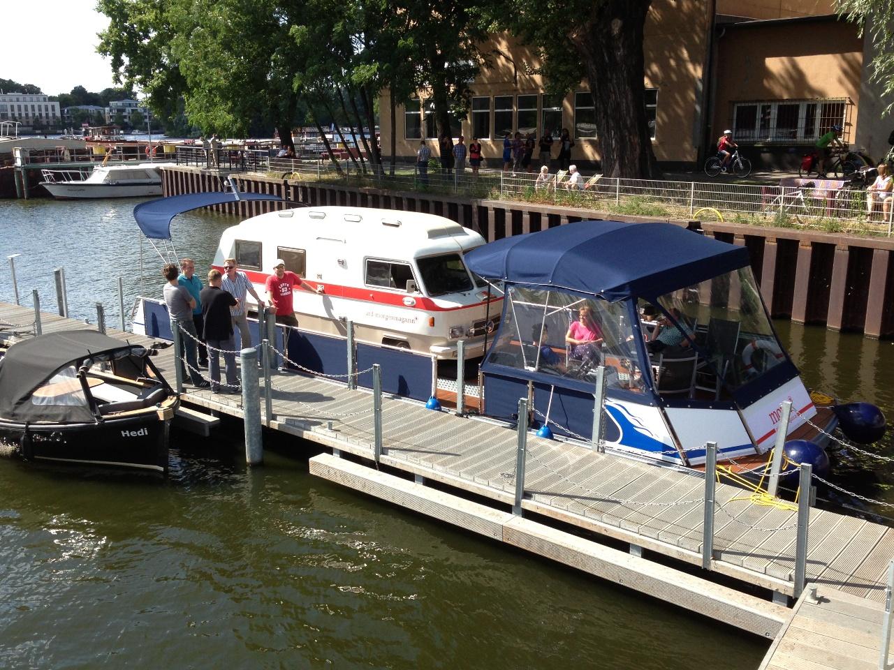 A water motorhome - an alternative to a yacht – image 1