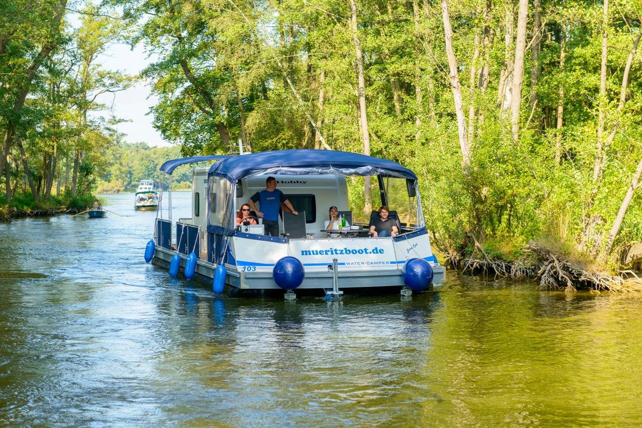 Kamper wodny – alternatywa dla jachtu – zdjęcie 4