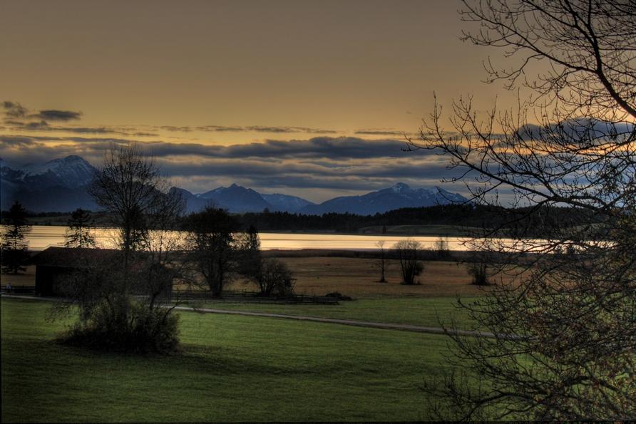 Neuschwanstein - a castle overlooking the lakes – image 1