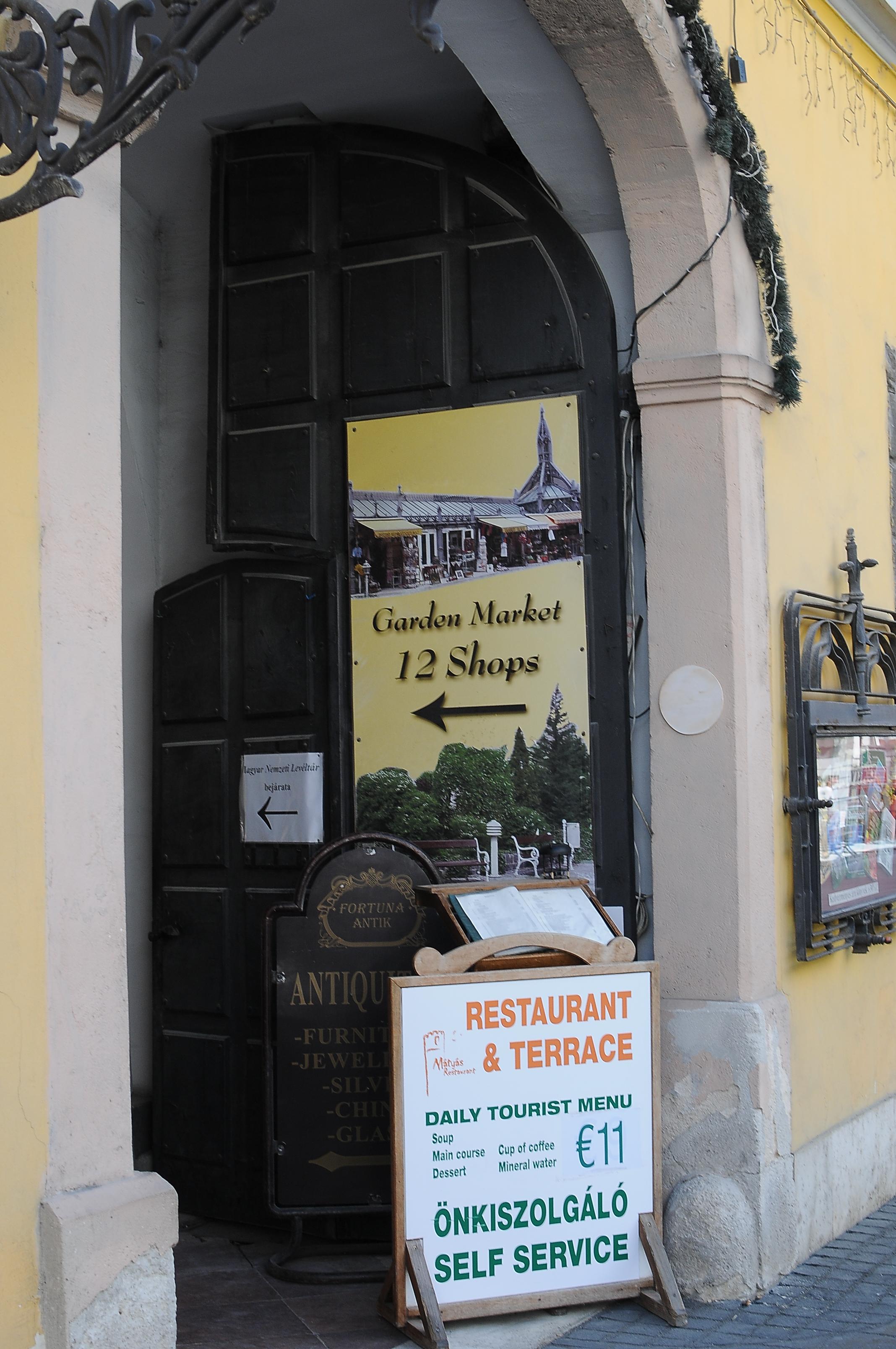 BUDAPEST – image 4