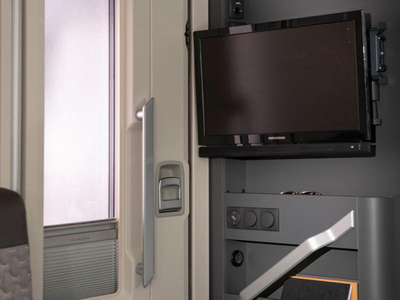 Adria Matrix 670SL - new version – image 1