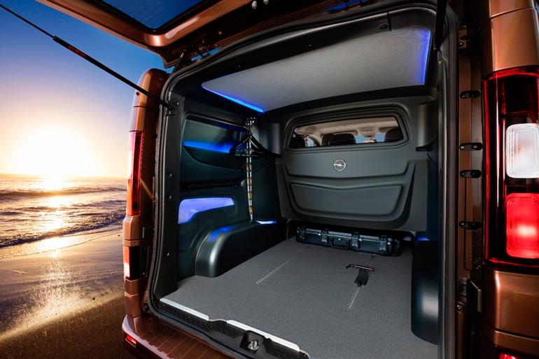 Opel Vivaro in the version for active people – image 4