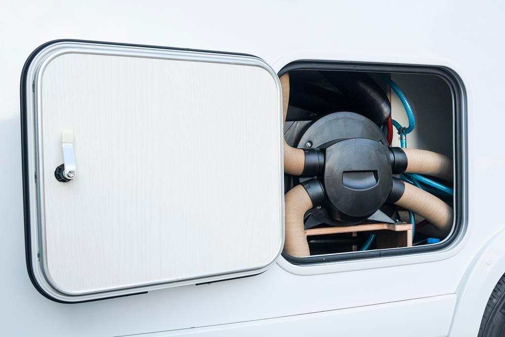 Water service in the motorhome – image 1