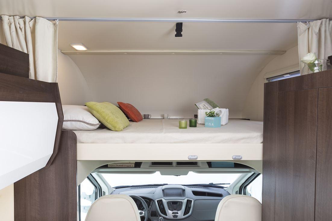 CI Elliot - Ford Transit for vacation – image 1