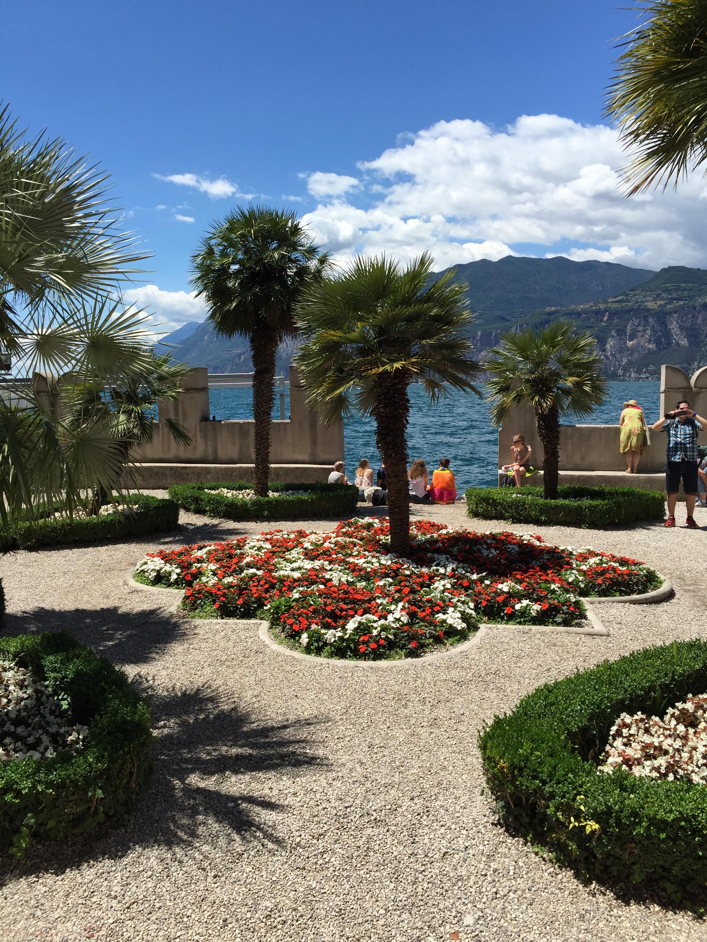 On the west bank of the Garda – image 2
