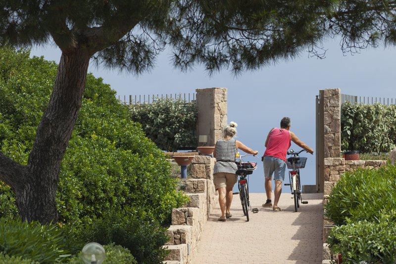 Sardinia - escape towards relaxation – image 3