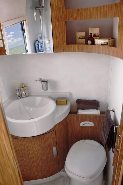 Wingamm Micros motorhome - Volkswagen in Italian – image 4