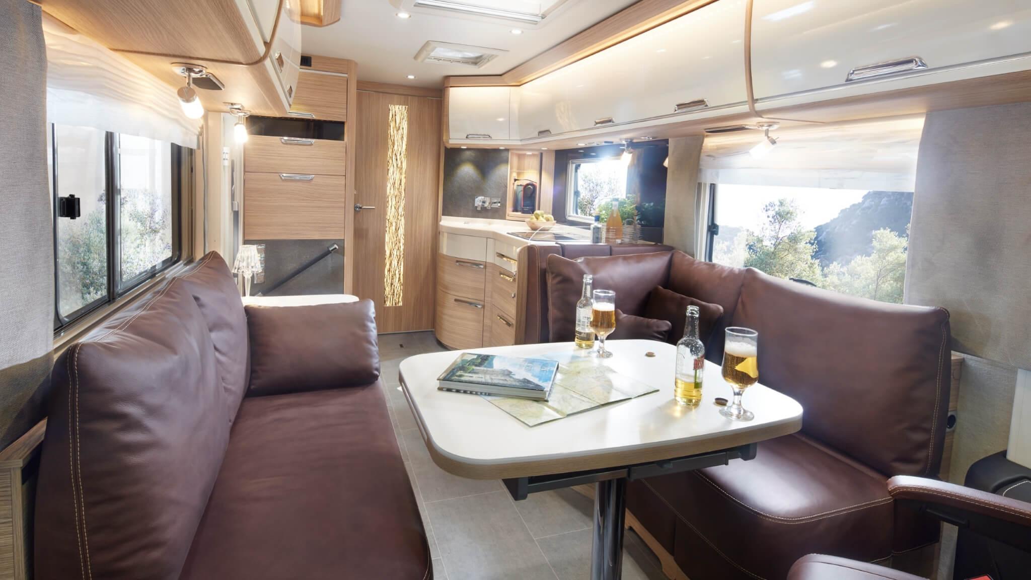 Niesmann &amp; Bischoff Flair - an impressive flagship – image 2