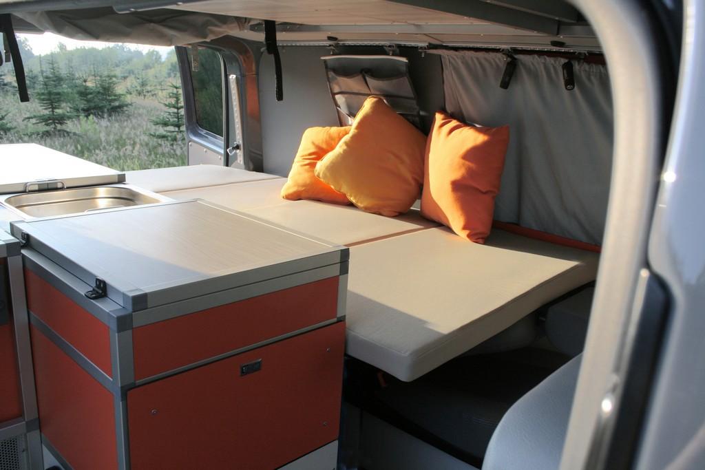 Volkswagen T5 TEROCK - a motorhome made of blocks – image 2