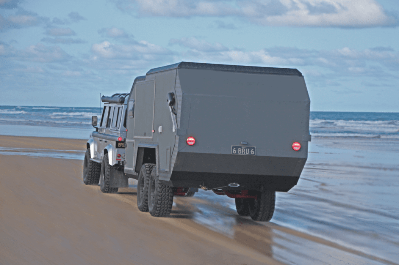 Bruder EXP-6 - a trailer in the field – image 3