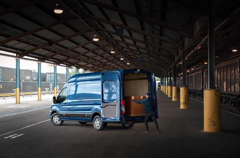 Ford Transit po faceliftingu  – zdjęcie 3