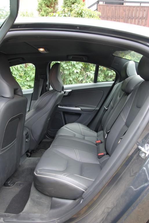 Volvo S60 T6 - your travel companion – image 2