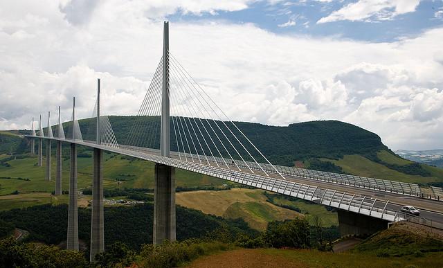 Kamperem przez najwyższy wiadukt świata - Wiadukt Millau – zdjęcie 1