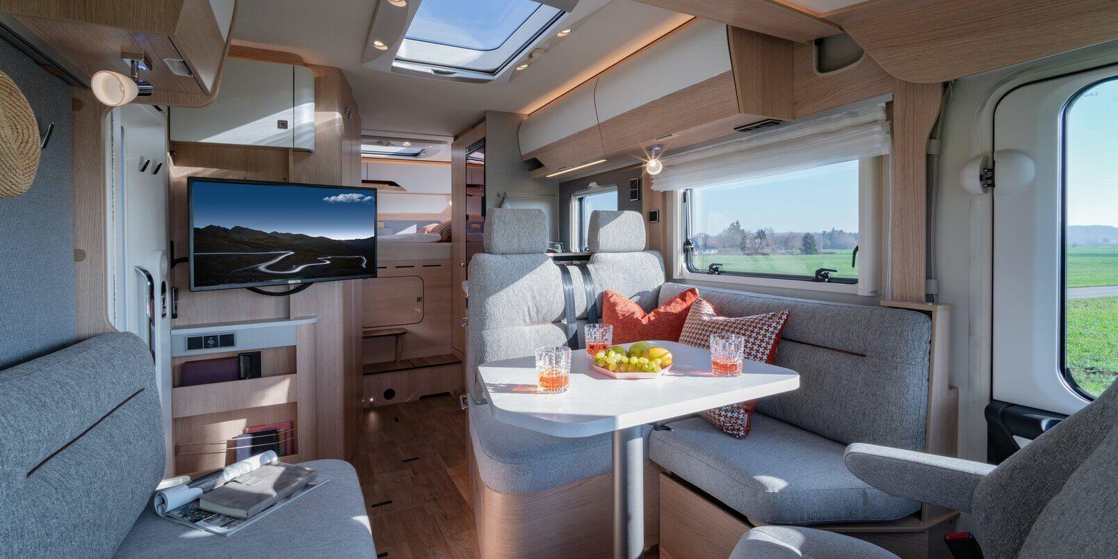 Hymer Poznań - central location and comprehensive service – image 1