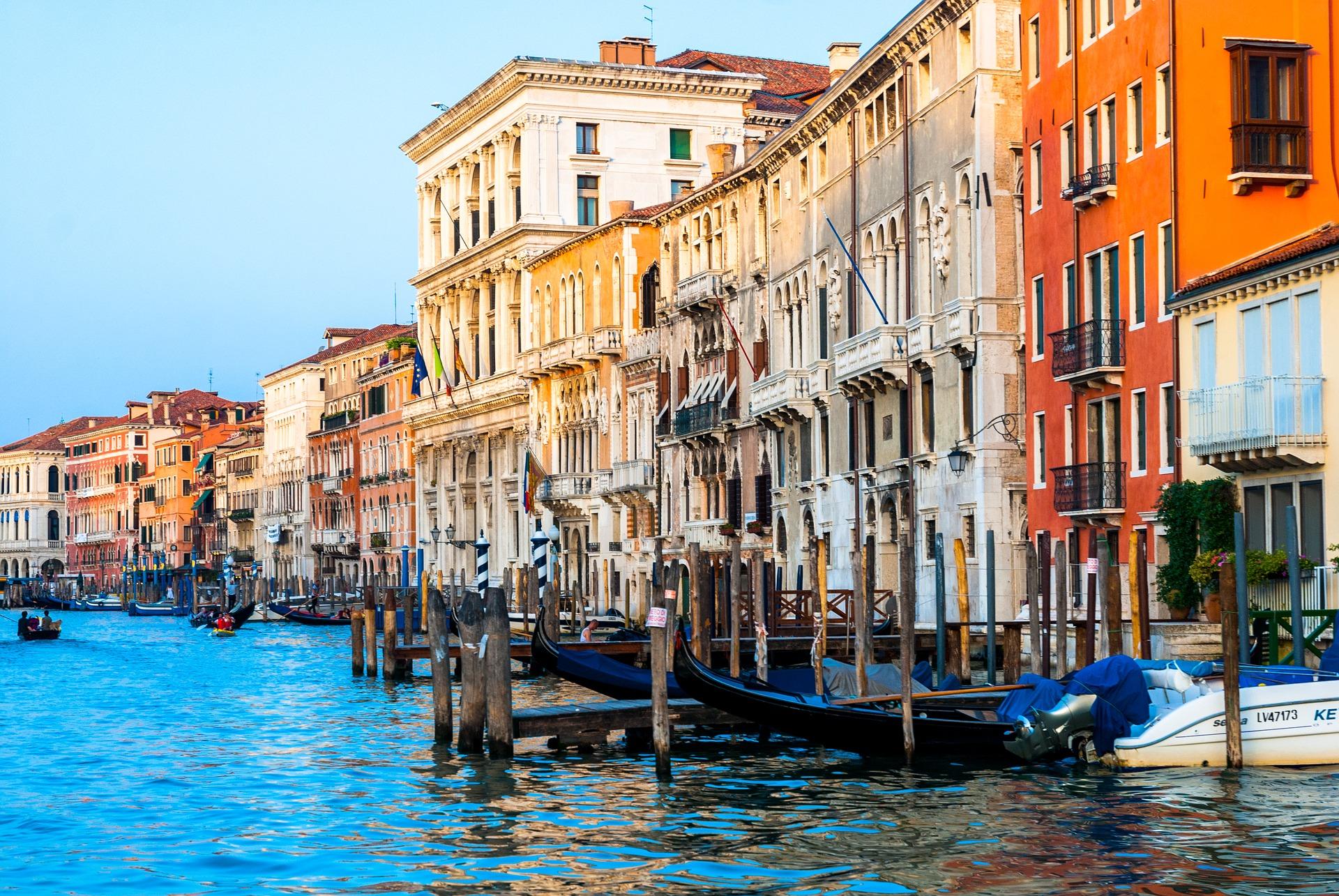 Venice from the deck of a gondola – image 3