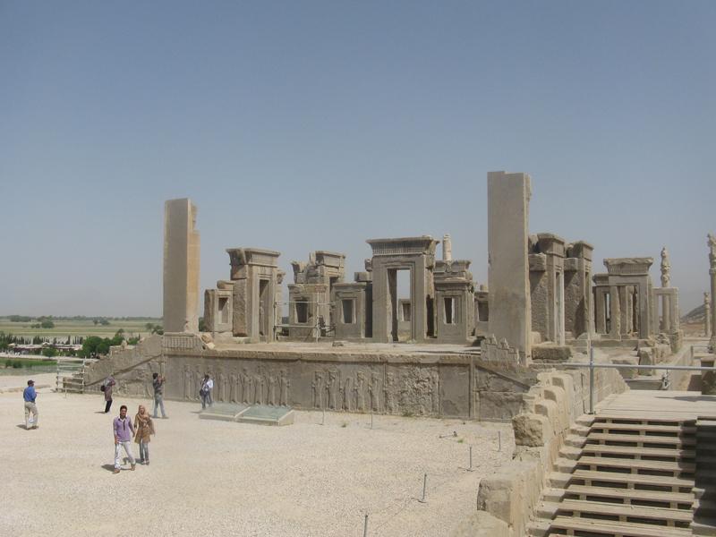 Expedition to Iran – image 3
