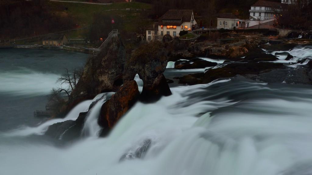 Rheinfall - Europejska Niagara – zdjęcie 2