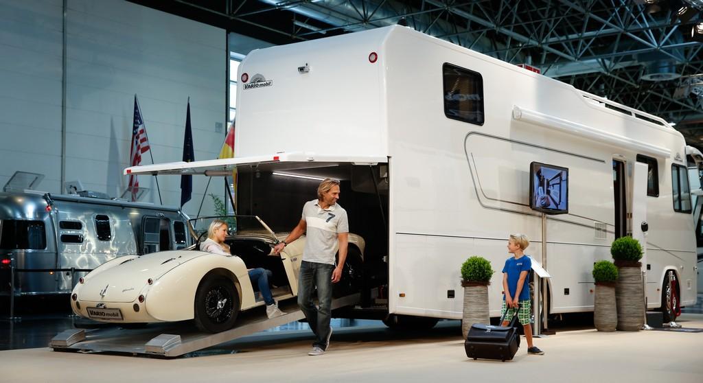 Caravan Salon 2015 – image 1