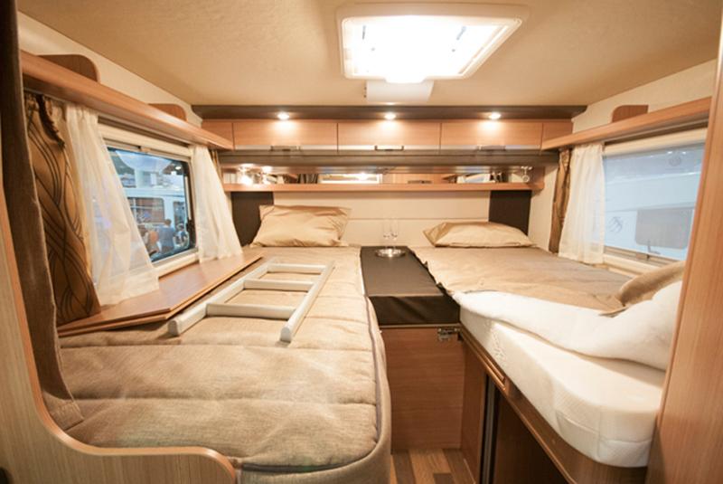 Fully integrated motorhome - Knaus Sky-i – image 3