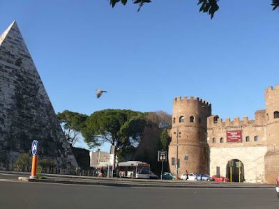 Italy in winter (idea for going on holidays or winter break) – image 53