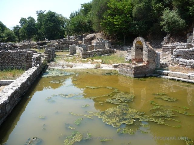 BAŁKANY OSIOŁKIEM - ALBANIA 2011 – zdjęcie 51