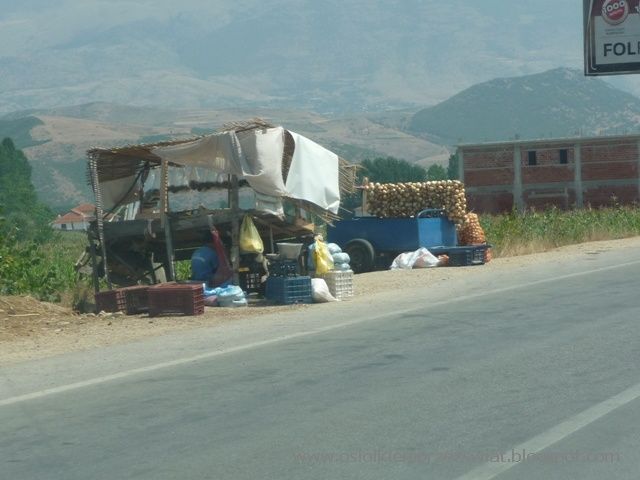 BAŁKANY OSIOŁKIEM - ALBANIA 2011 – zdjęcie 24